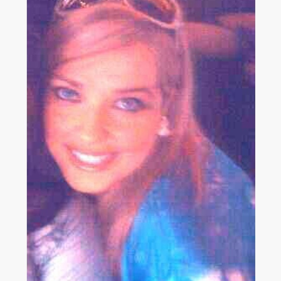 Meet your Posher, Lisa - Picture 5 of 14